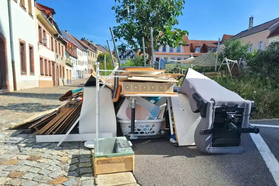 When To Schedule Debris Removal After Home Projects Orange, CA